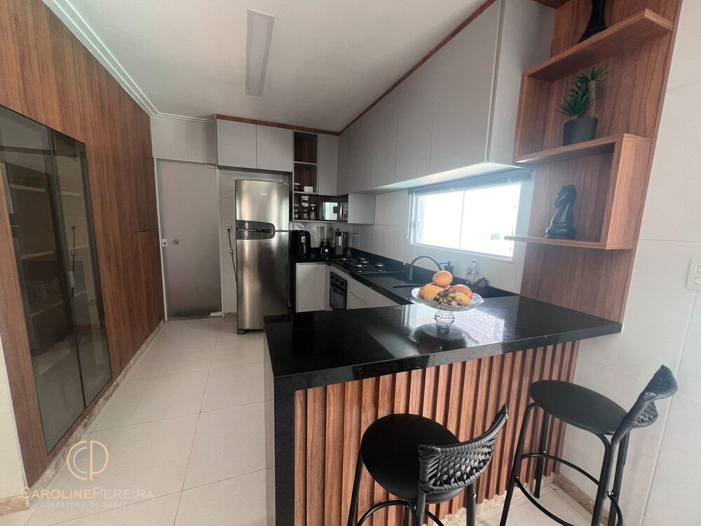 Casa à venda com 4 quartos, 153m² - Foto 3