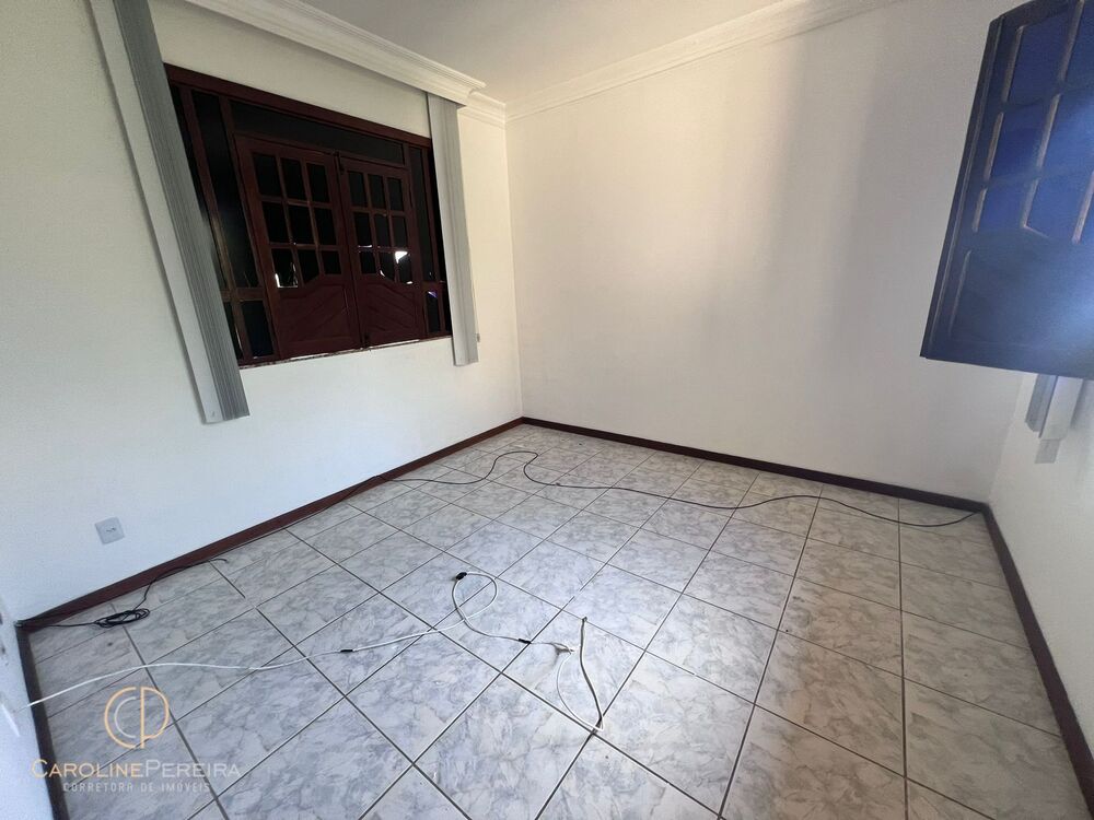 Casa para alugar com 4 quartos, 349m² - Foto 7