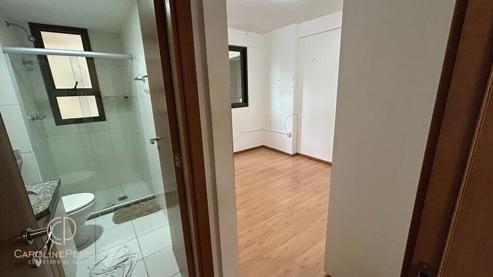Apartamento à venda com 3 quartos, 130m² - Foto 4