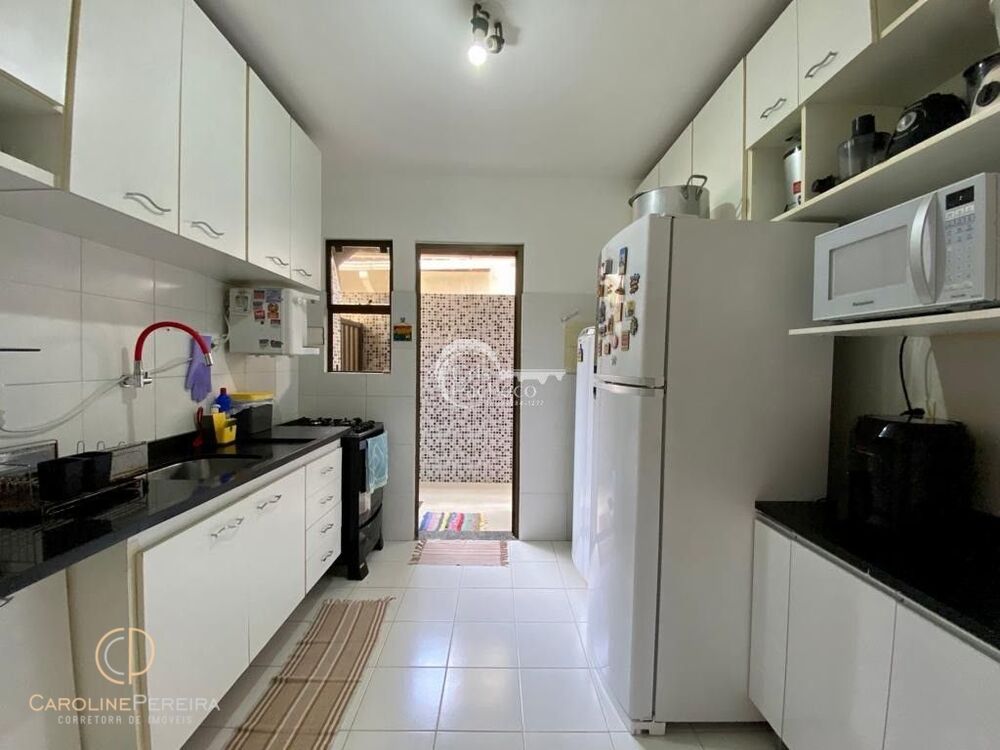 Casa à venda com 4 quartos, 200m² - Foto 5