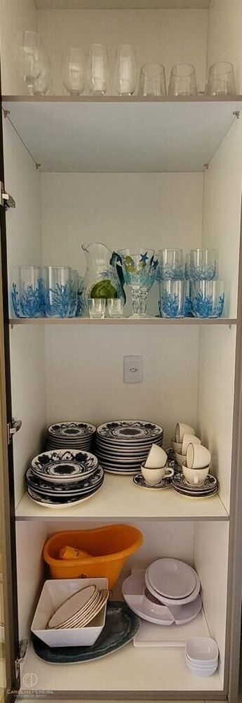 Apartamento à venda com 3 quartos, 159m² - Foto 3