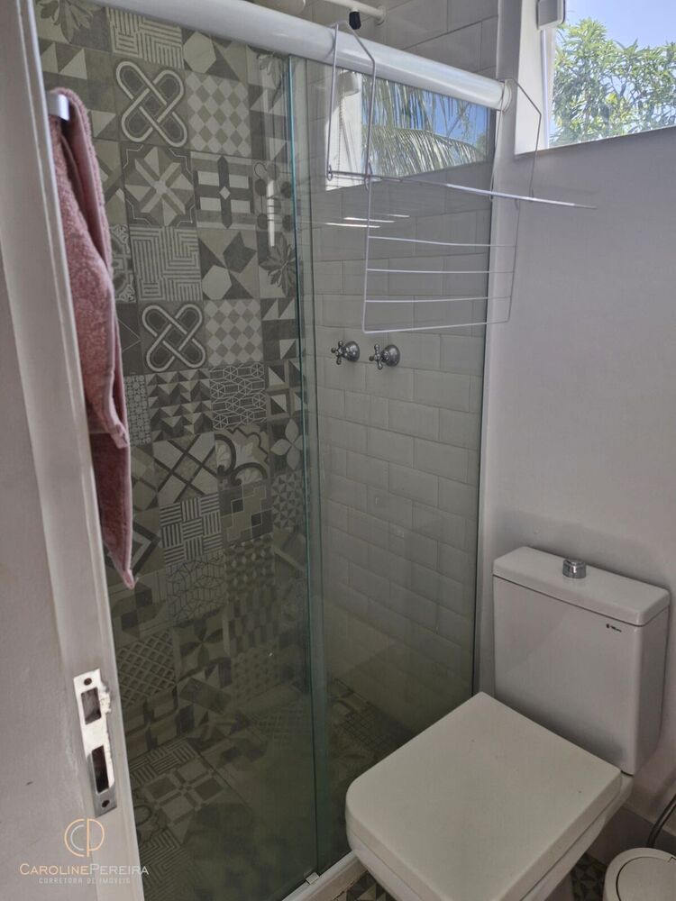 Casa, 4 quartos, 230 m² - Foto 2