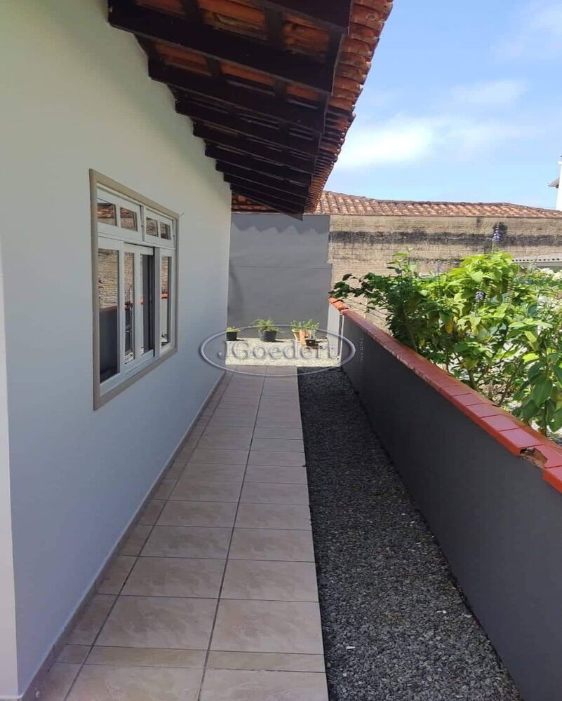 Casa, 2 quartos, 130 m² - Foto 1