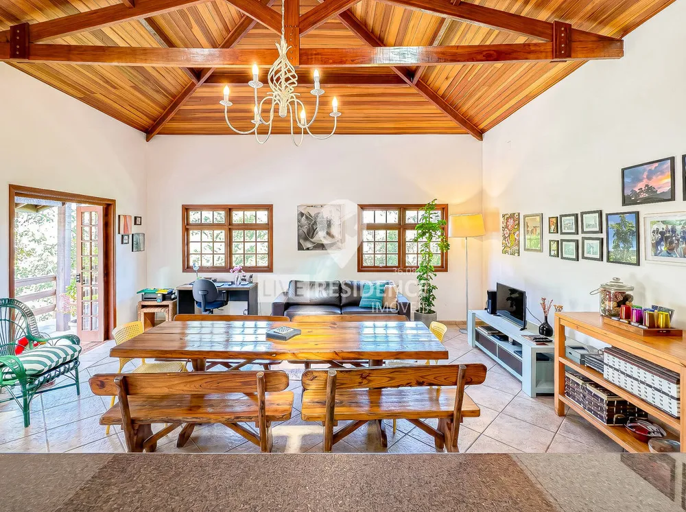 Casa, 3 quartos, 316 m² - Foto 4