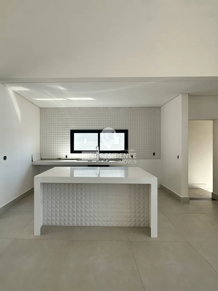 Casa, 3 quartos, 335 m² - Foto 8