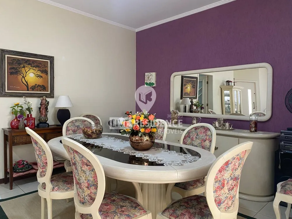 Casa, 4 quartos, 238 m² - Foto 4