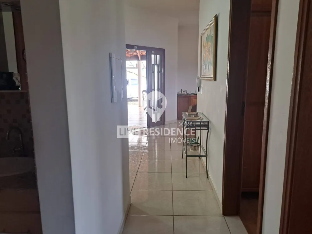 Casa, 3 quartos, 177 m² - Foto 2