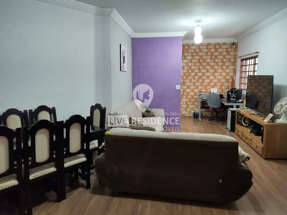 Casa, 3 quartos, 196 m² - Foto 3