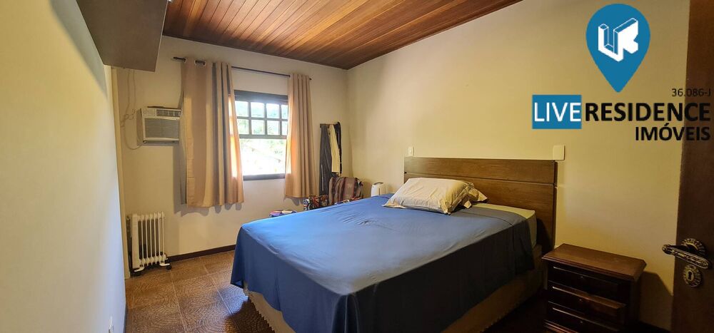 Casa à venda com 4 quartos, 350m² - Foto 3