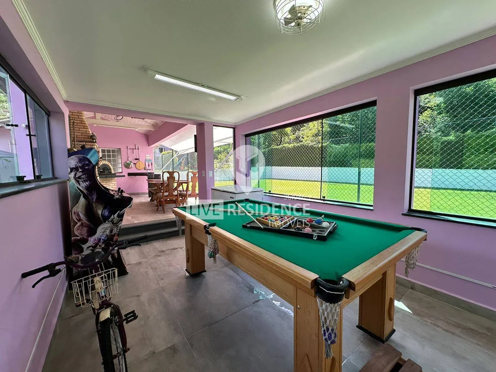 Casa, 6 quartos, 323 m² - Foto 3