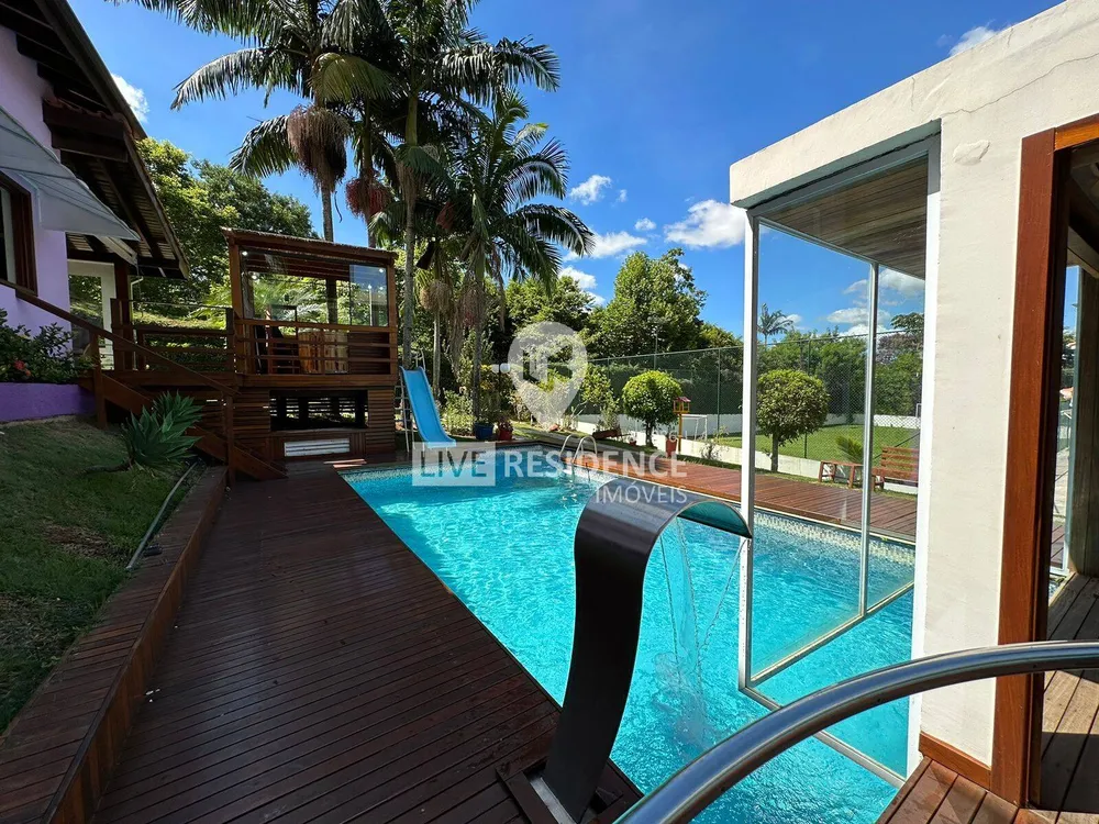 Casa, 6 quartos, 323 m² - Foto 9
