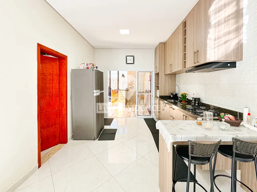 Casa, 4 quartos, 200 m² - Foto 9