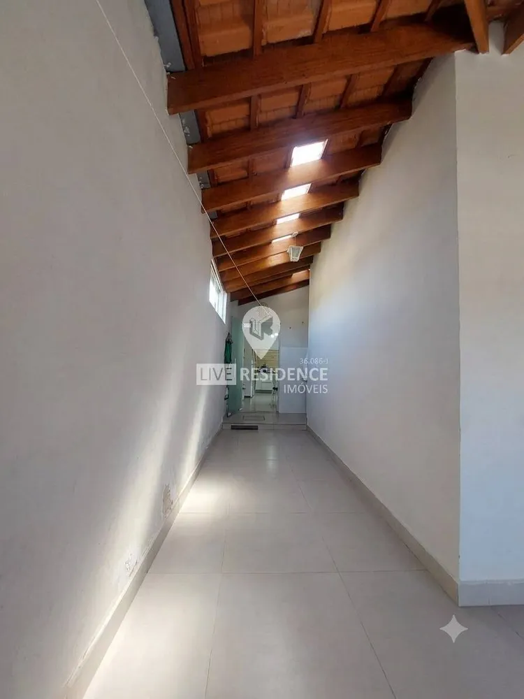 Casa, 3 quartos, 218 m² - Foto 2