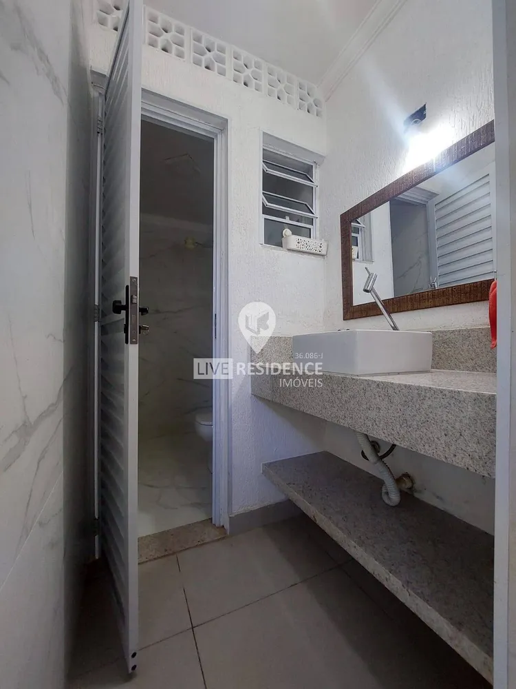 Casa, 3 quartos, 218 m² - Foto 1