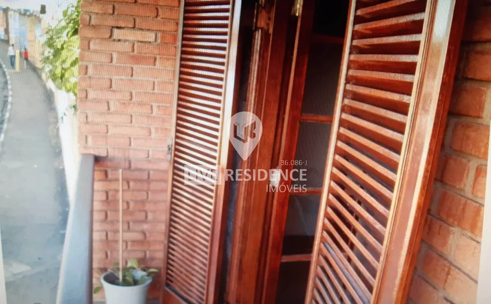Casa, 4 quartos, 358 m² - Foto 1