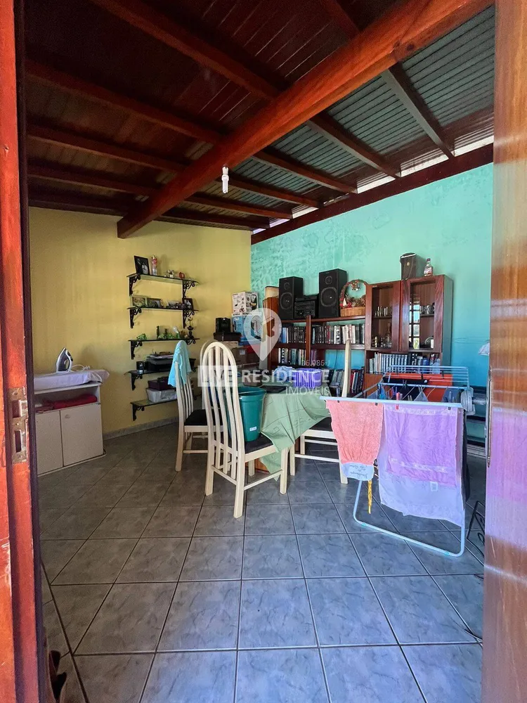 Casa, 3 quartos, 246 m² - Foto 3