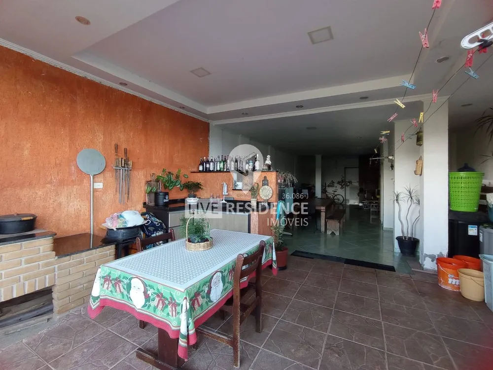 Casa, 3 quartos, 178 m² - Foto 2
