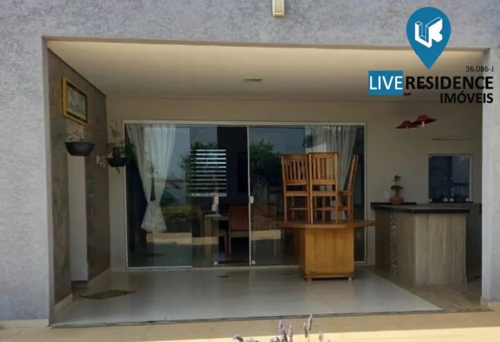 Casa, 3 quartos, 220 m² - Foto 2