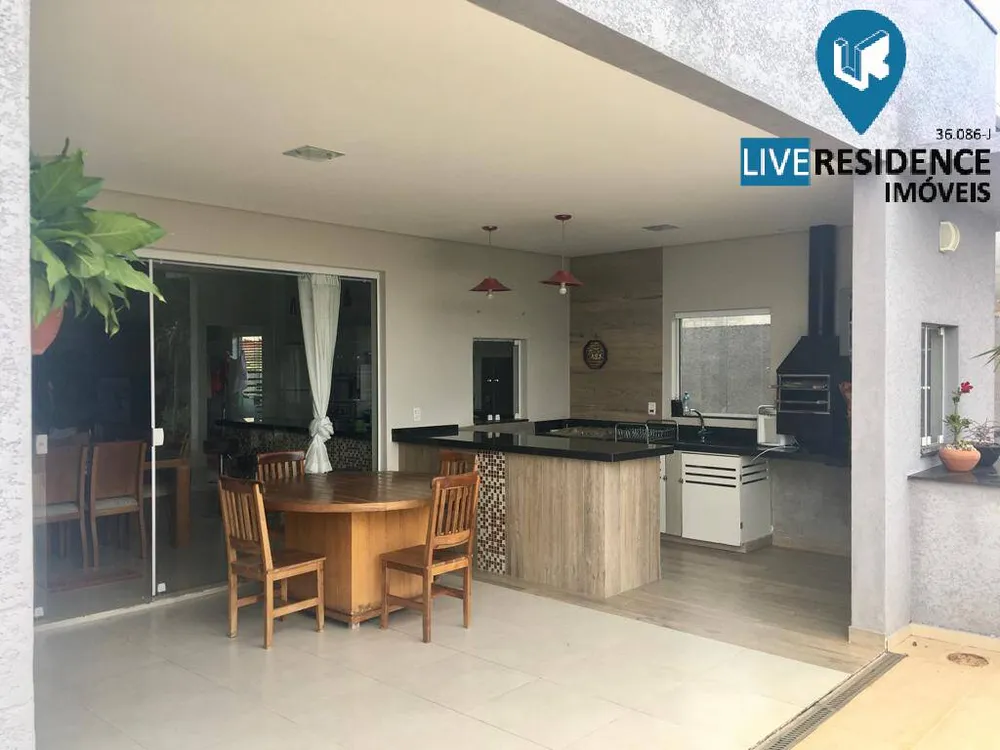 Casa, 3 quartos, 220 m² - Foto 3