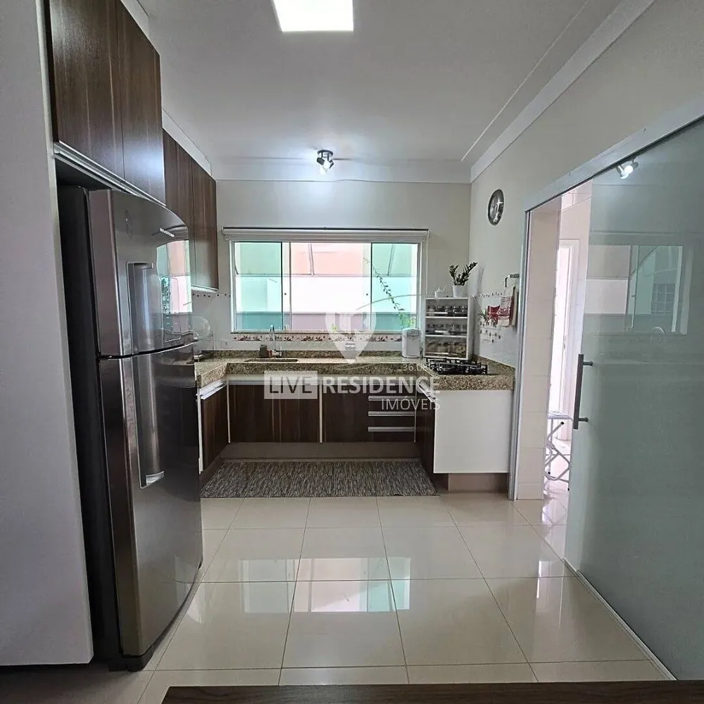 Casa, 3 quartos, 276 m² - Foto 5