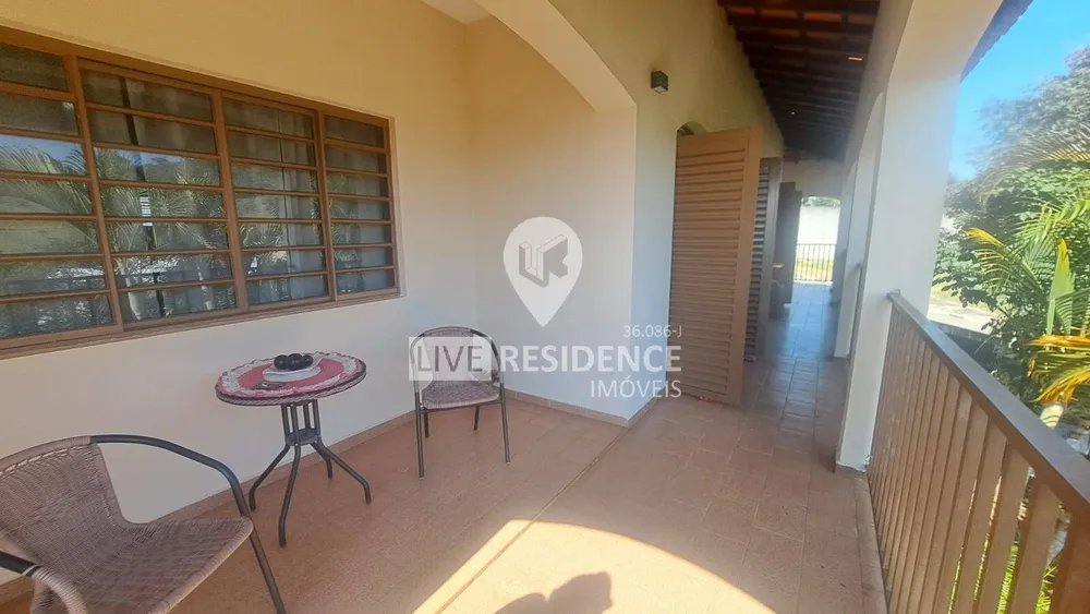 Casa, 4 quartos, 360 m² - Foto 4