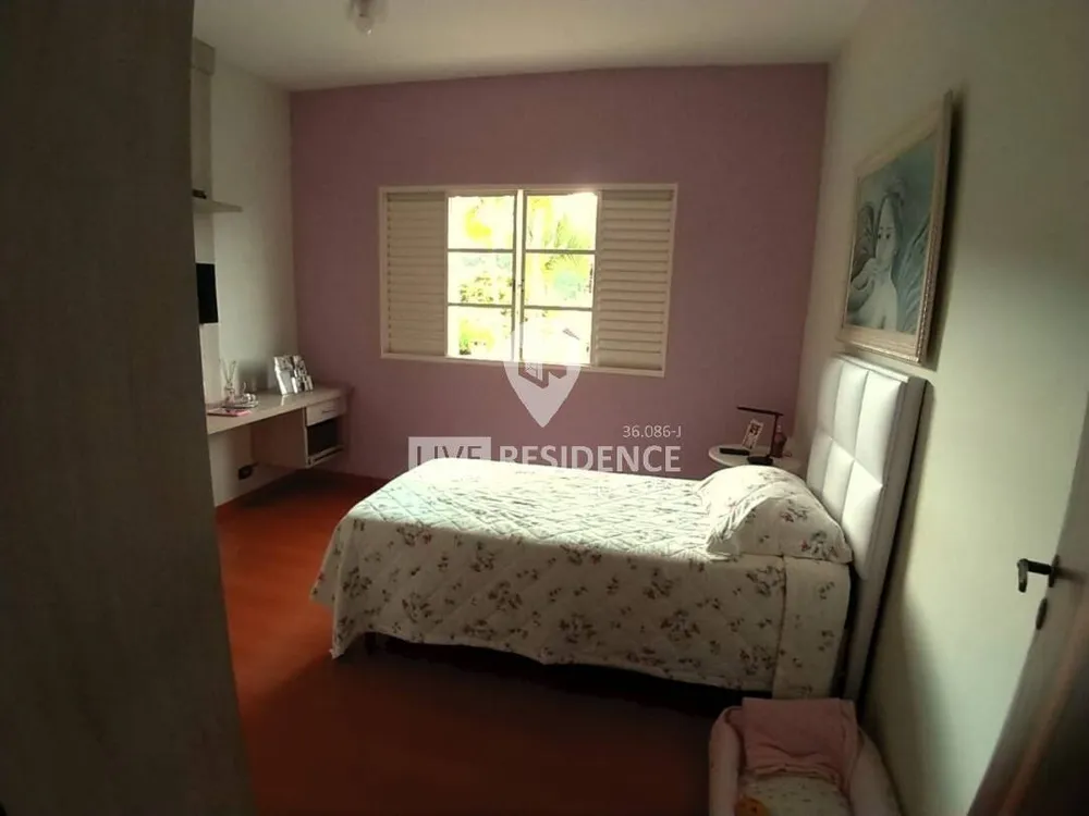 Casa, 3 quartos, 278 m² - Foto 8