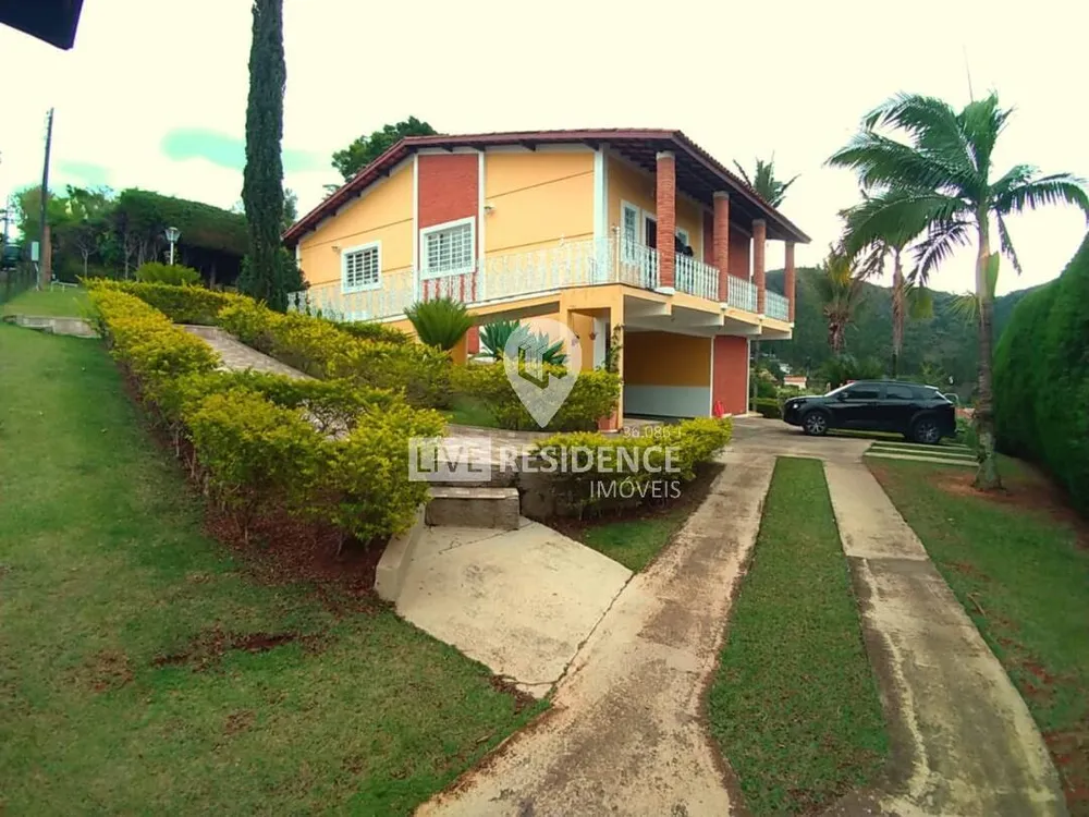 Casa, 3 quartos, 278 m² - Foto 1