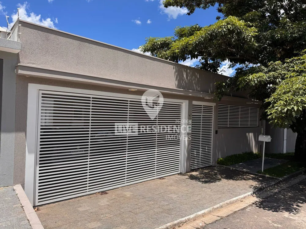 Casa, 3 quartos, 315 m² - Foto 1
