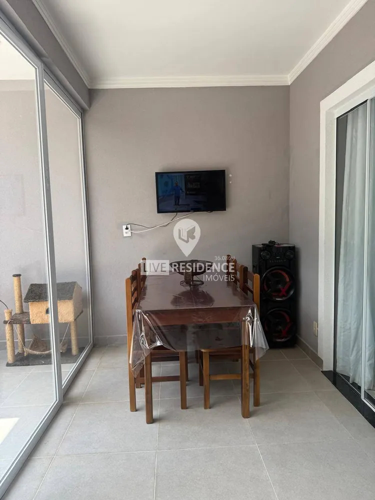 Casa, 3 quartos, 232 m² - Foto 3