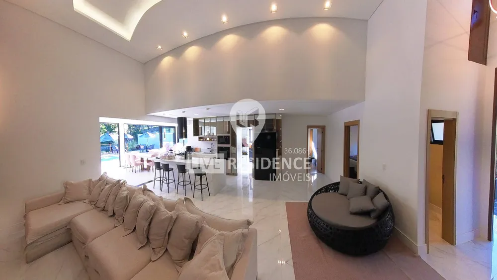 Casa, 5 quartos, 271 m² - Foto 1