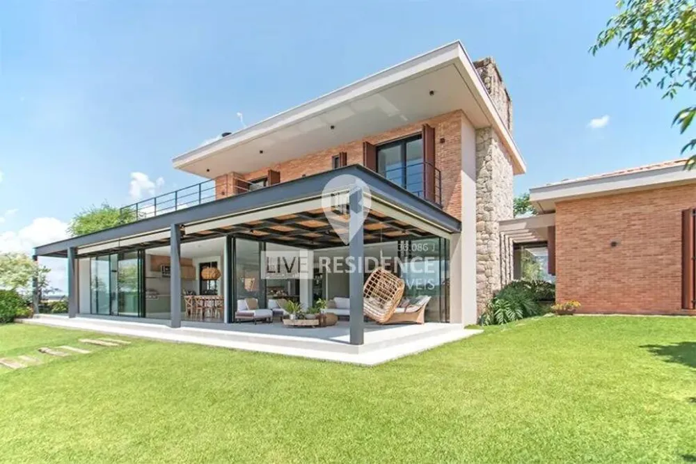Casa, 4 quartos, 582 m² - Foto 1