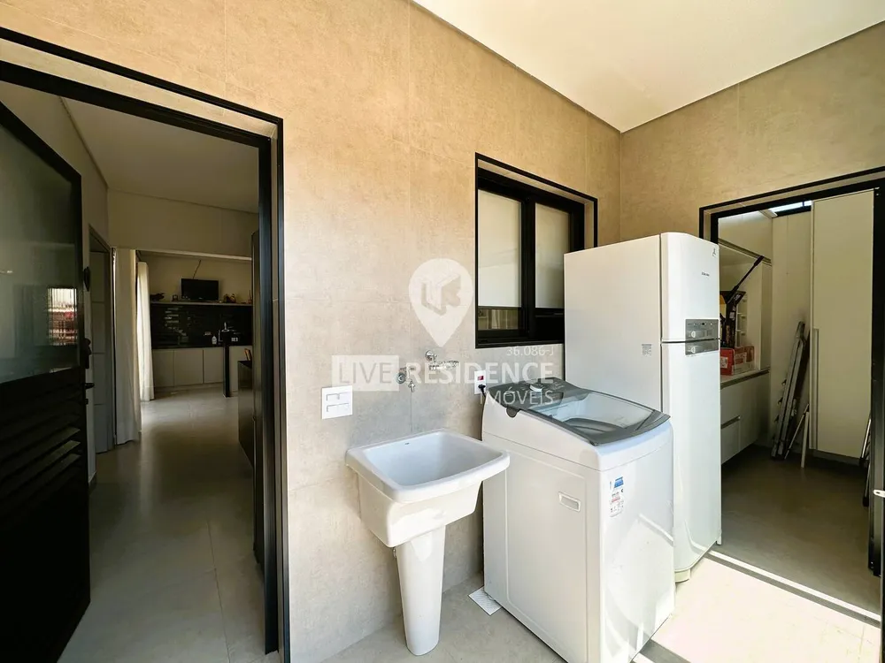 Casa, 3 quartos, 209 m² - Foto 2