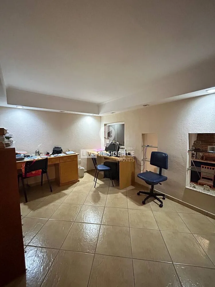 Casa, 3 quartos, 214 m² - Foto 9