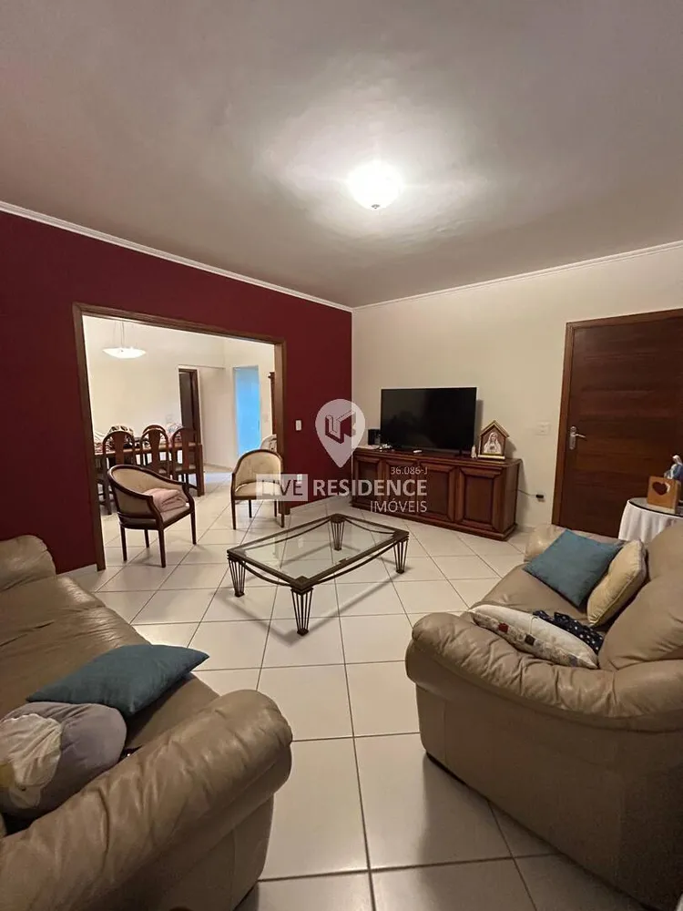 Casa, 3 quartos, 214 m² - Foto 3