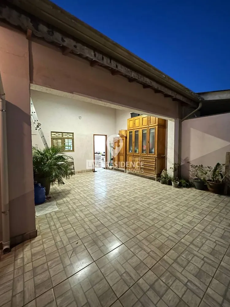 Casa, 3 quartos, 214 m² - Foto 6