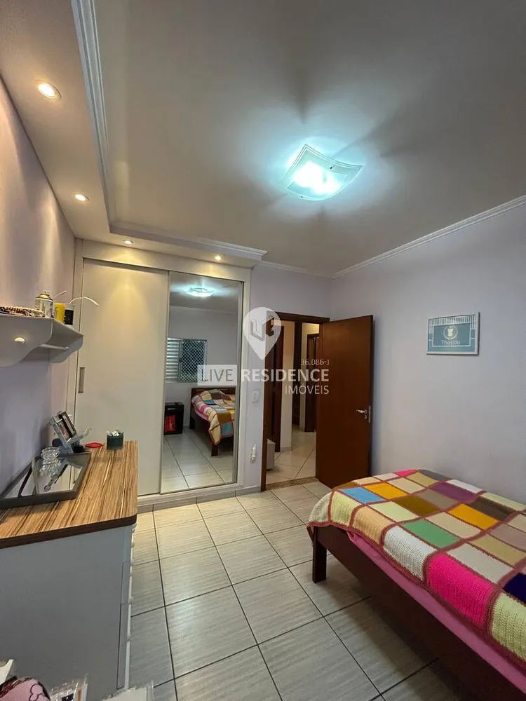 Casa, 3 quartos, 214 m² - Foto 10