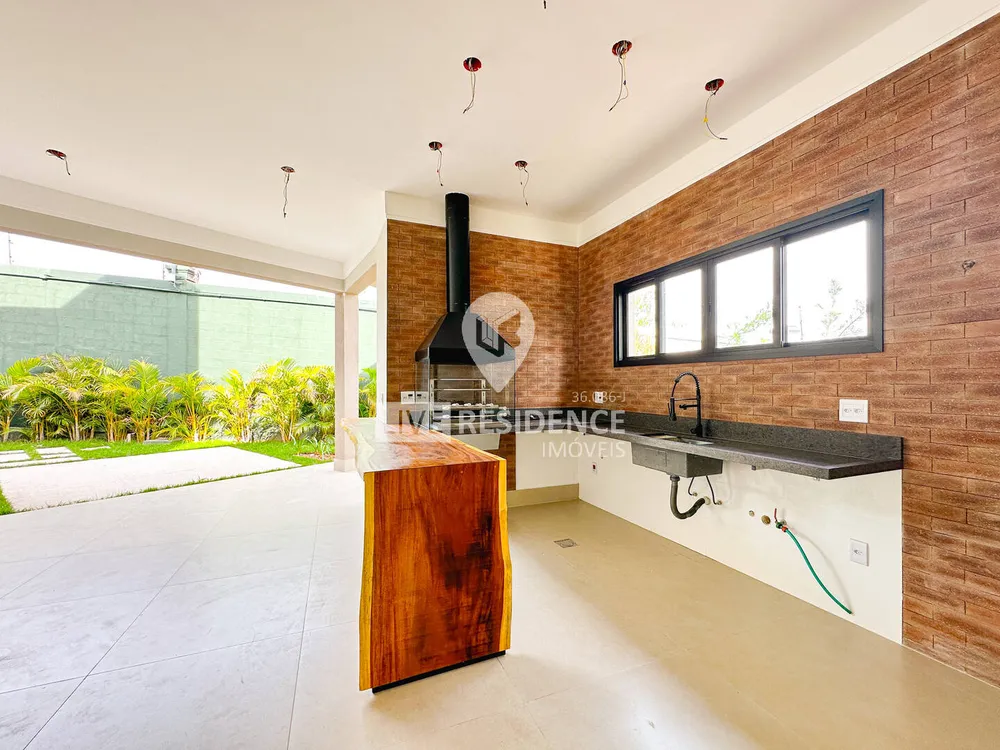 Casa, 3 quartos, 223 m² - Foto 1
