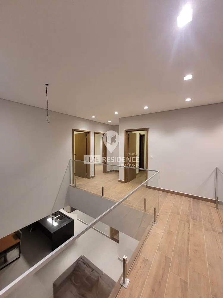 Casa, 4 quartos, 229 m² - Foto 5
