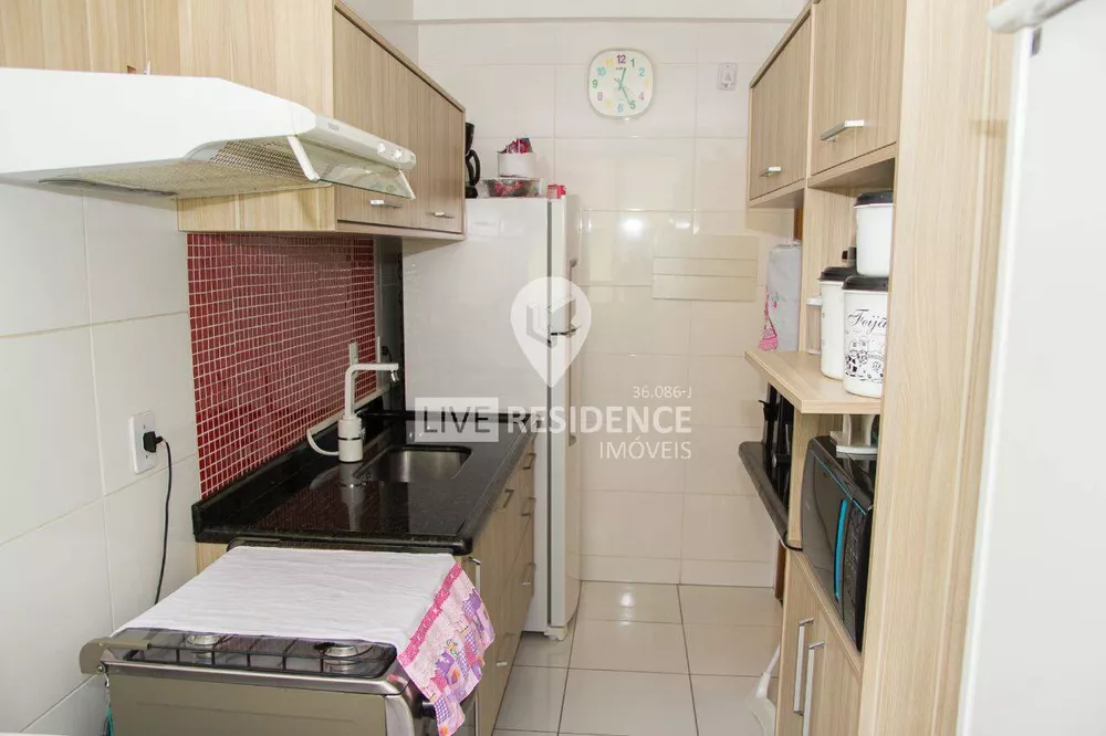 Apartamento à venda com 3 quartos, 65m² - Foto 3