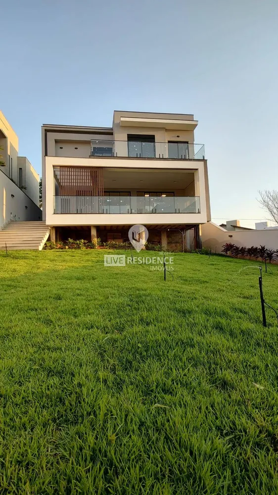 Casa, 3 quartos, 228 m² - Foto 2