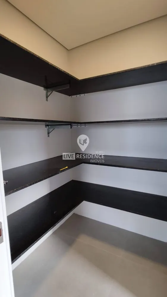 Casa, 3 quartos, 228 m² - Foto 4