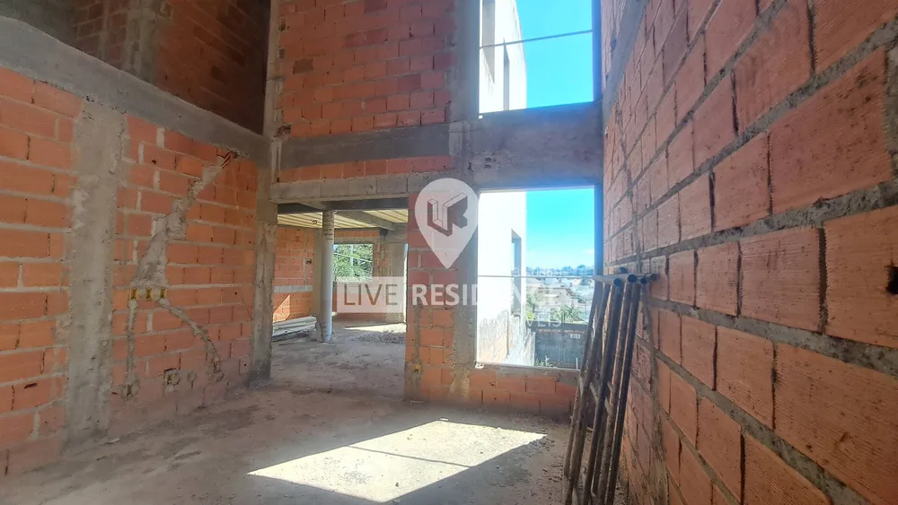 Casa, 3 quartos, 297 m² - Foto 2