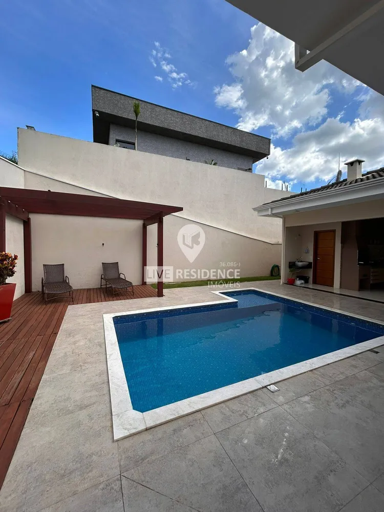 Casa, 3 quartos, 237 m² - Foto 8