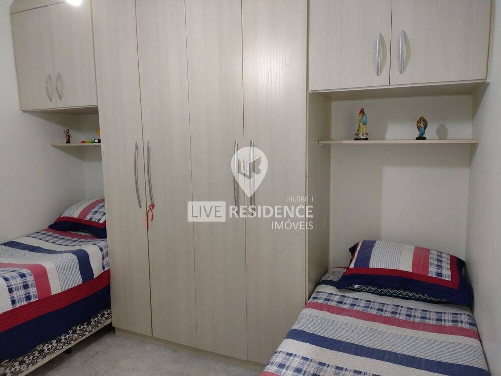 Casa à venda com 2 quartos, 123m² - Foto 1