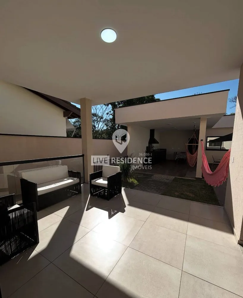 Casa, 4 quartos, 288 m² - Foto 2
