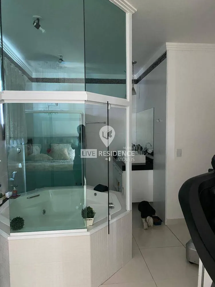 Casa, 3 quartos, 296 m² - Foto 3