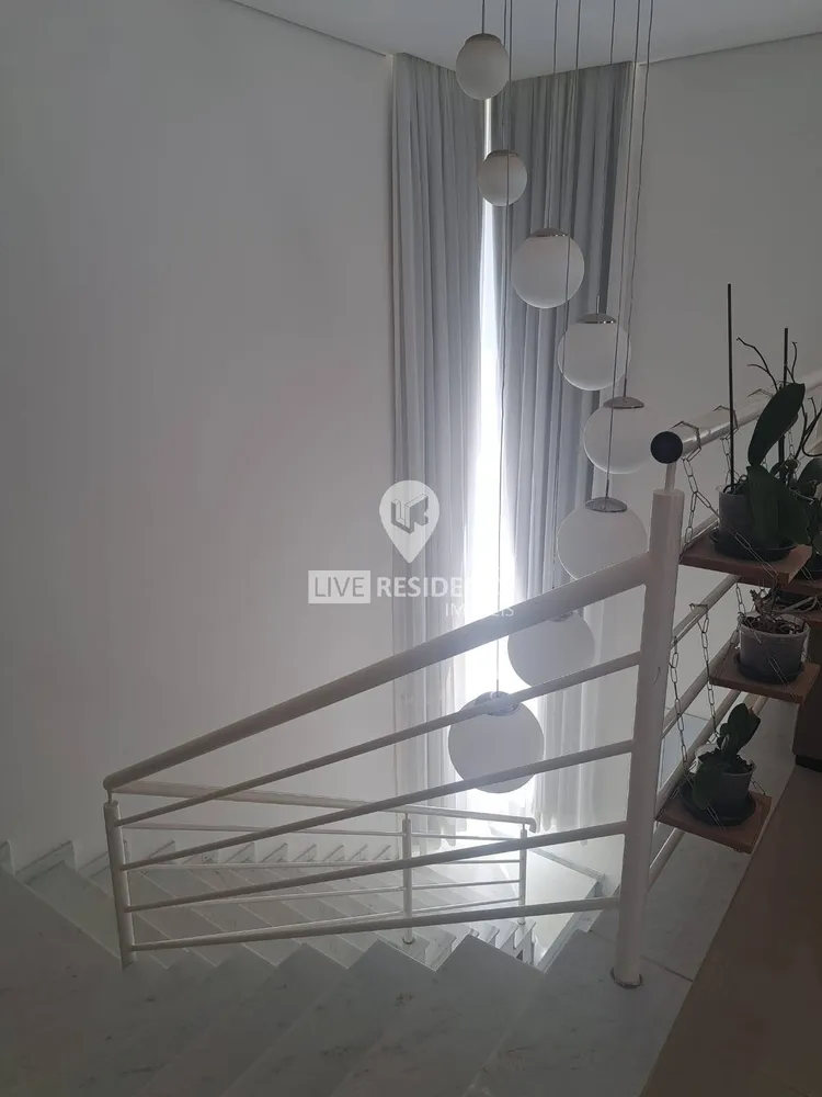Casa, 3 quartos, 240 m² - Foto 1