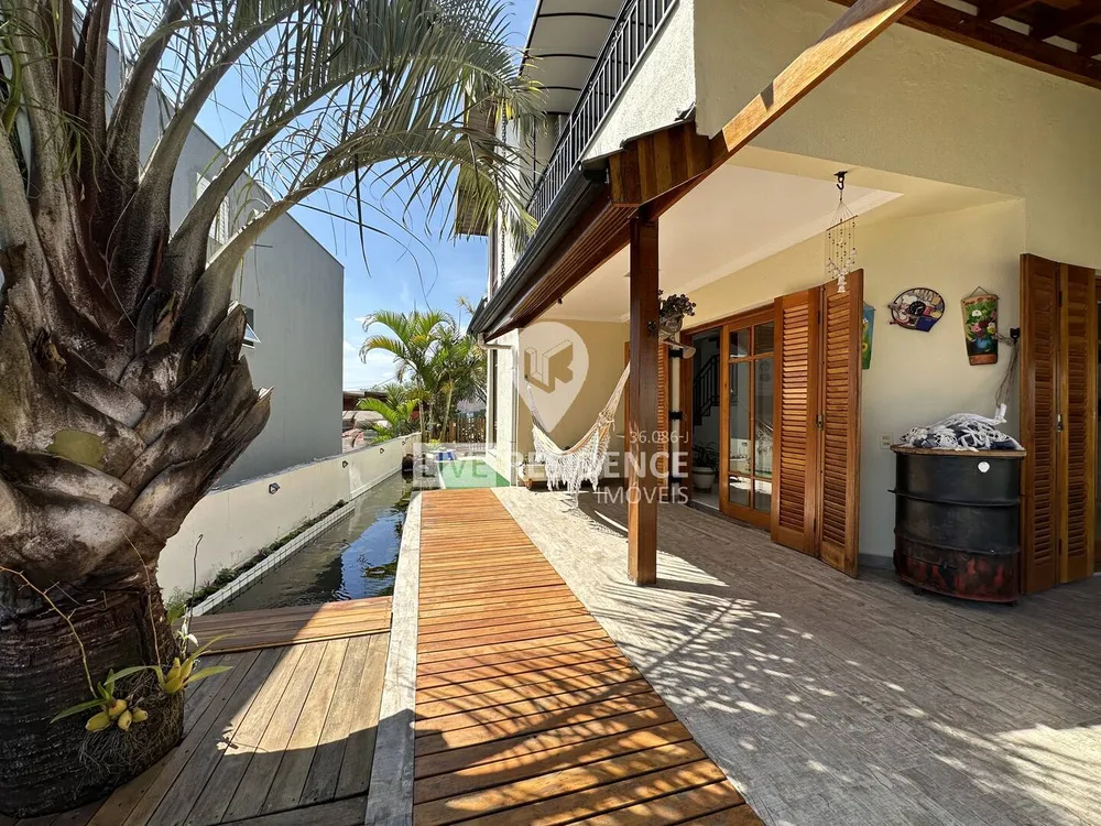 Casa, 3 quartos, 335 m² - Foto 9