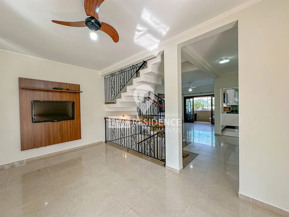 Casa, 3 quartos, 454 m² - Foto 1