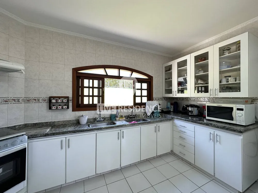 Casa, 6 quartos, 653 m² - Foto 2